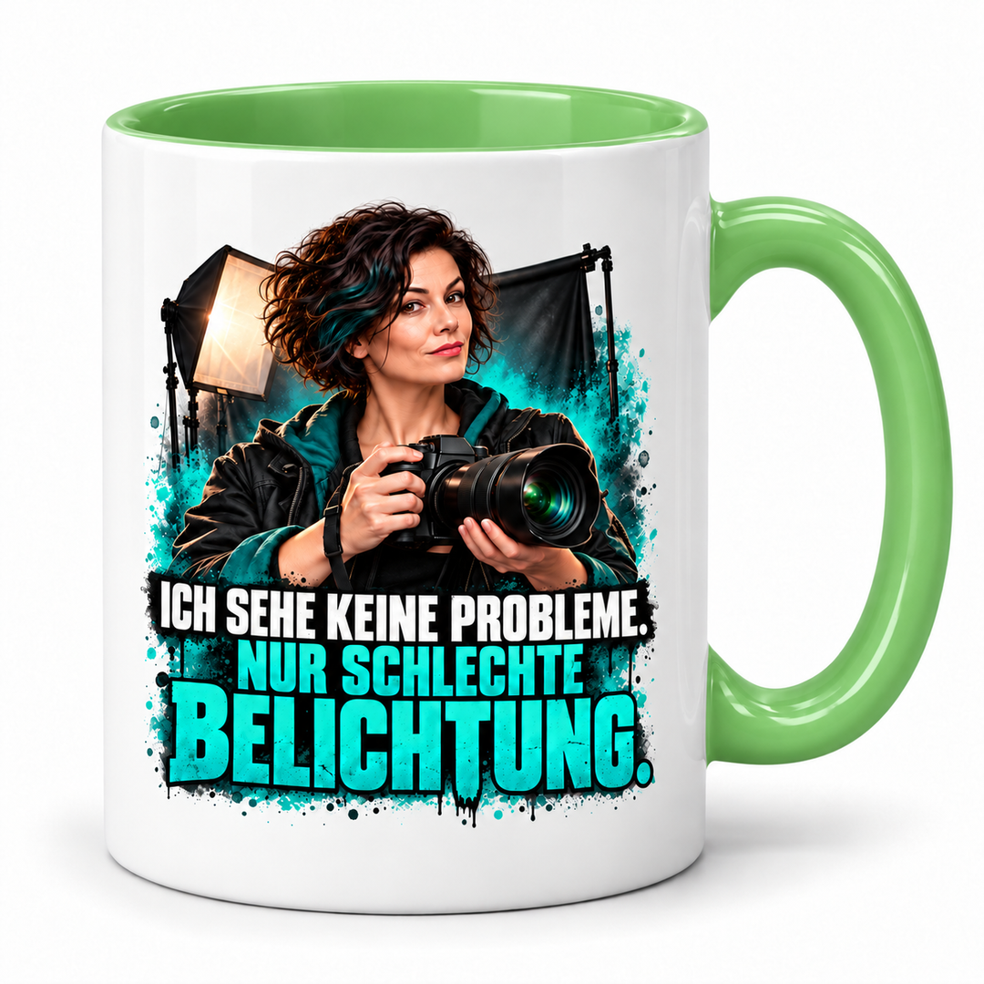 Fotografin-Tasse – Ich sehe keine Probleme. Nur schlechte Belichtung. – Gruen
