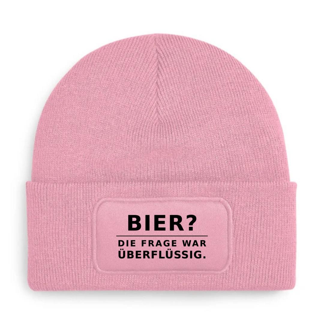 Mütze BIER? DIE FRAGE WAR ÜBERFLÜSSIG. in Rosa – Vorderansicht
