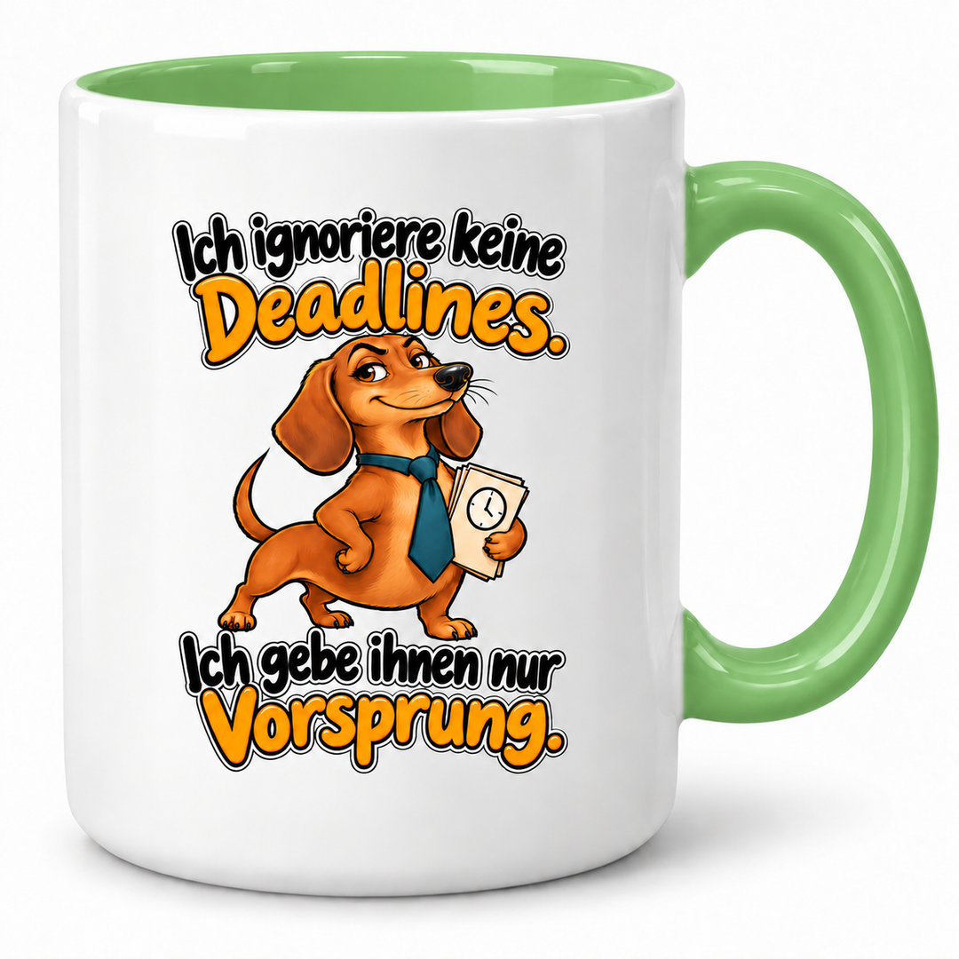 Dackel-Tasse „Deadline mit Vorsprung“ – Grün