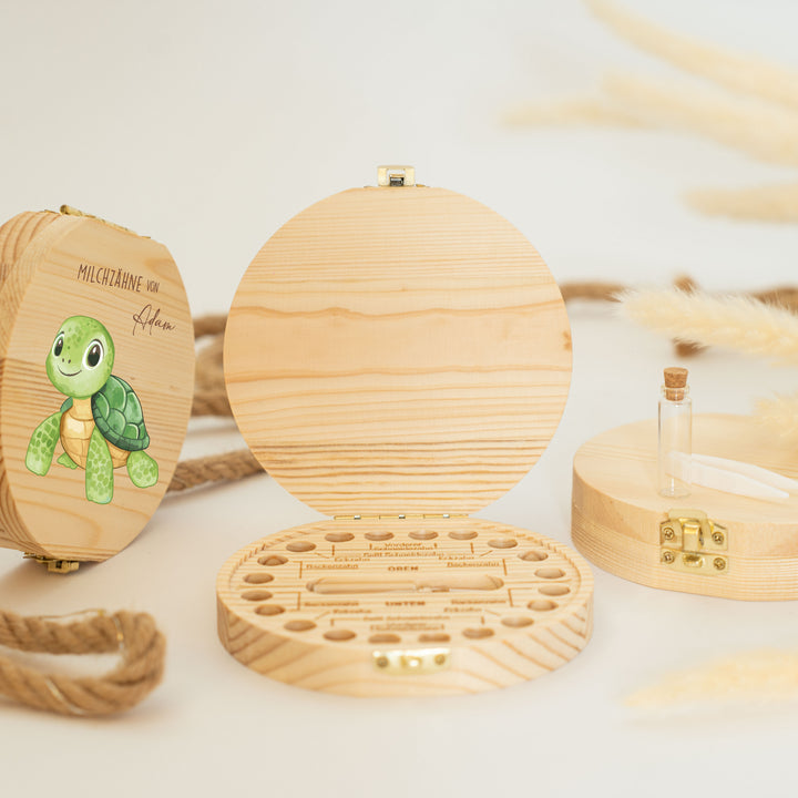 Personalisierte Zahndose mit Schildkrötenmotiv | Holzbox für Milchzähne | Geschenk zur Geburt, Taufe & Zahnfee