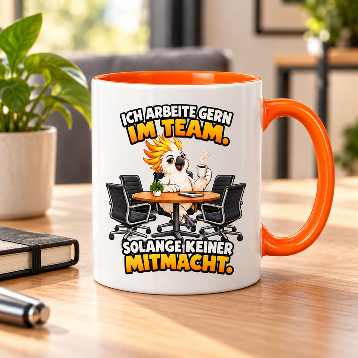 Kakadu-Tasse im Büro – humorvolles Geschenk für Team und Kollegen