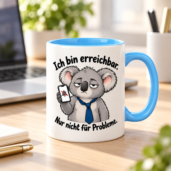 Koala-Tasse im modernen Büro