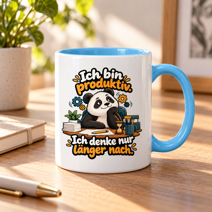 Panda-Tasse im Büro – Lifestyle