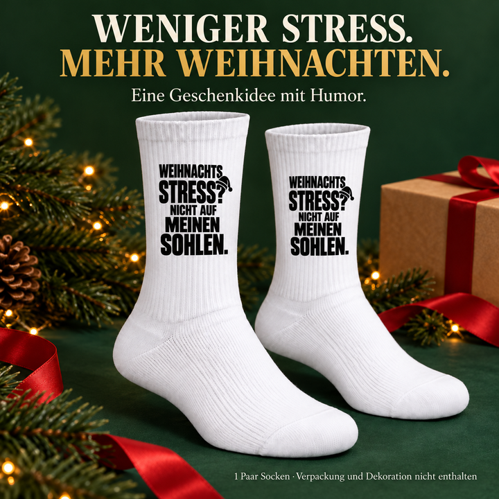 Weihnachtsstress-Socken als Wichtelgeschenk – Dekoration nicht enthalten