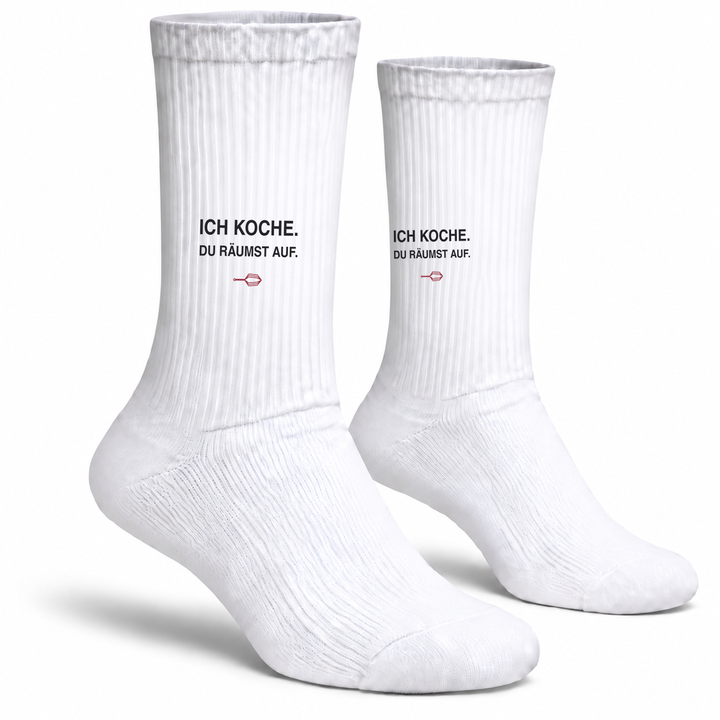 Weiße PEPAM Socken mit Aufdruck Ich koche Du räumst auf