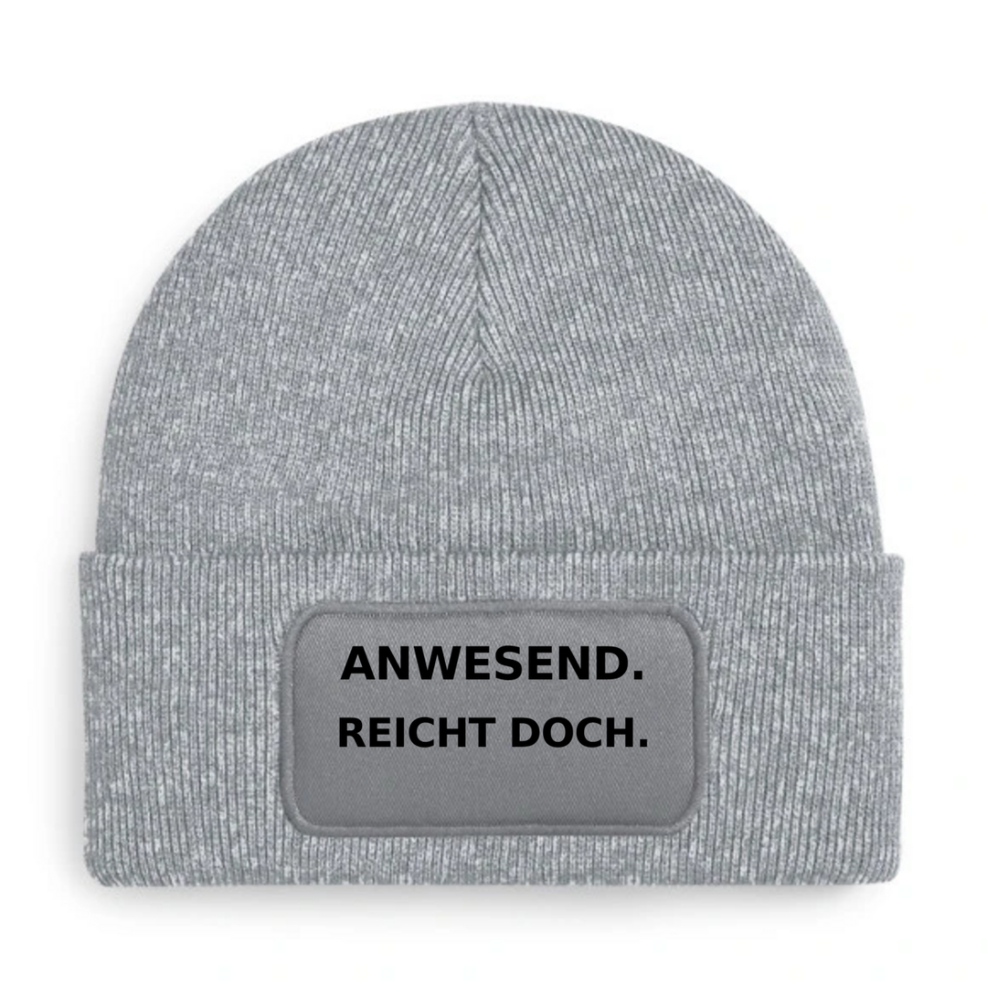 PEPAM Mütze ANWESEND. REICHT DOCH. in Grau
