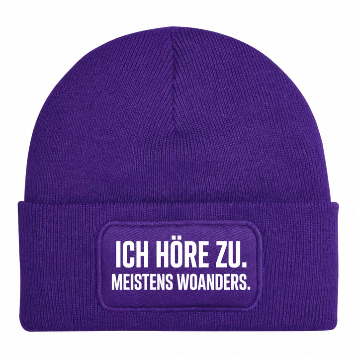 PEPAM Mütze „ICH HÖRE ZU. MEISTENS WOANDERS.“ – Lila