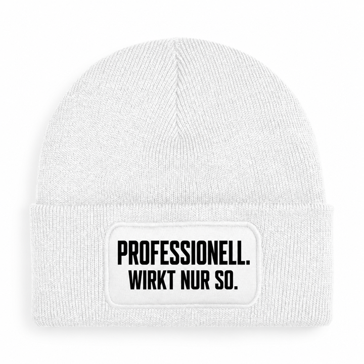 PEPAM Mütze „PROFESSIONELL. WIRKT NUR SO.“ in Weiß