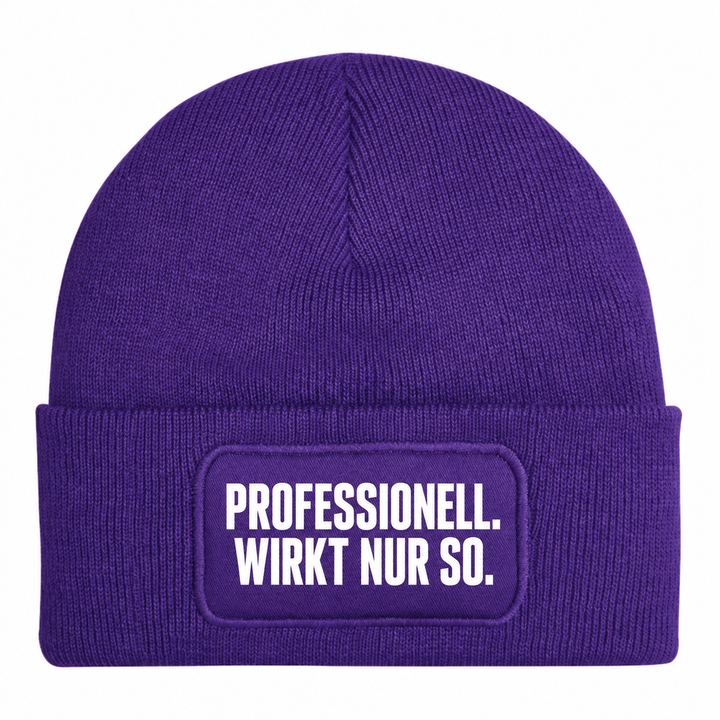 PEPAM Mütze „PROFESSIONELL. WIRKT NUR SO.“ in Lila