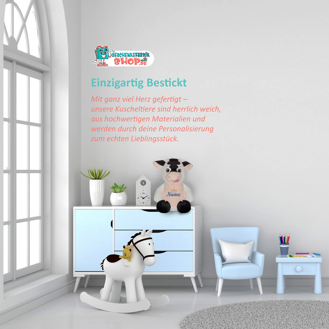 Personalisiertes Kuscheltier Baby Cow mit Name – Geschenk zur Geburt oder Taufe