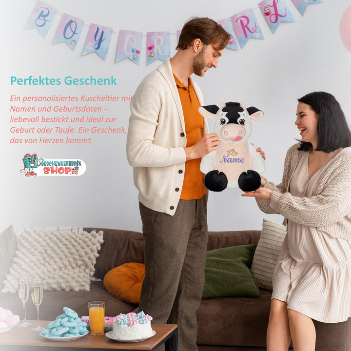 Personalisiertes Kuscheltier Baby Cow mit Name – Geschenk zur Geburt oder Taufe