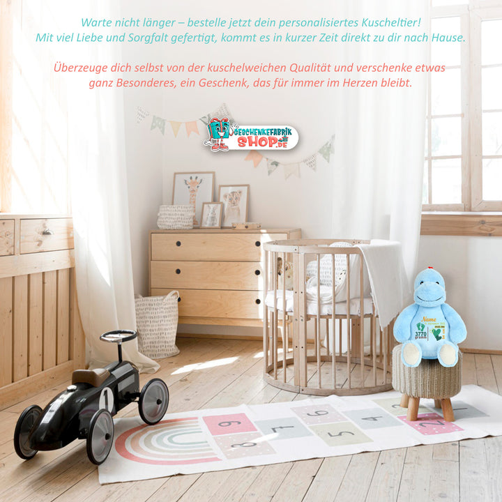 Personalisiertes Kuscheltier Baby Dinosaurier mit Name & Geburtsdaten – Geschenk zur Geburt oder Taufe