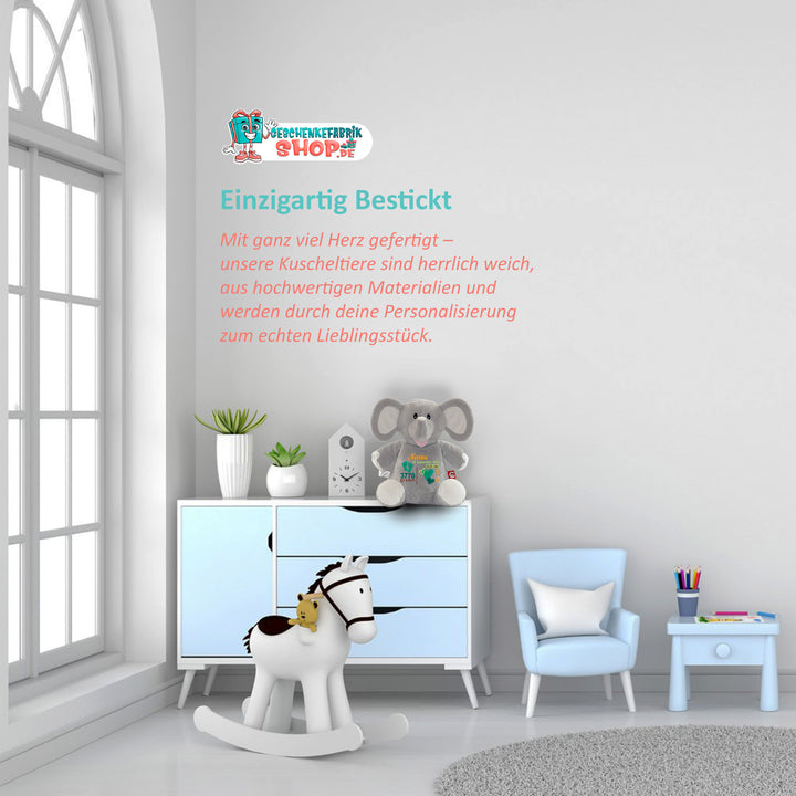 Personalisiertes Kuscheltier Grey Elephant mit Name & Geburtsdaten – Geschenk zur Geburt oder Taufe