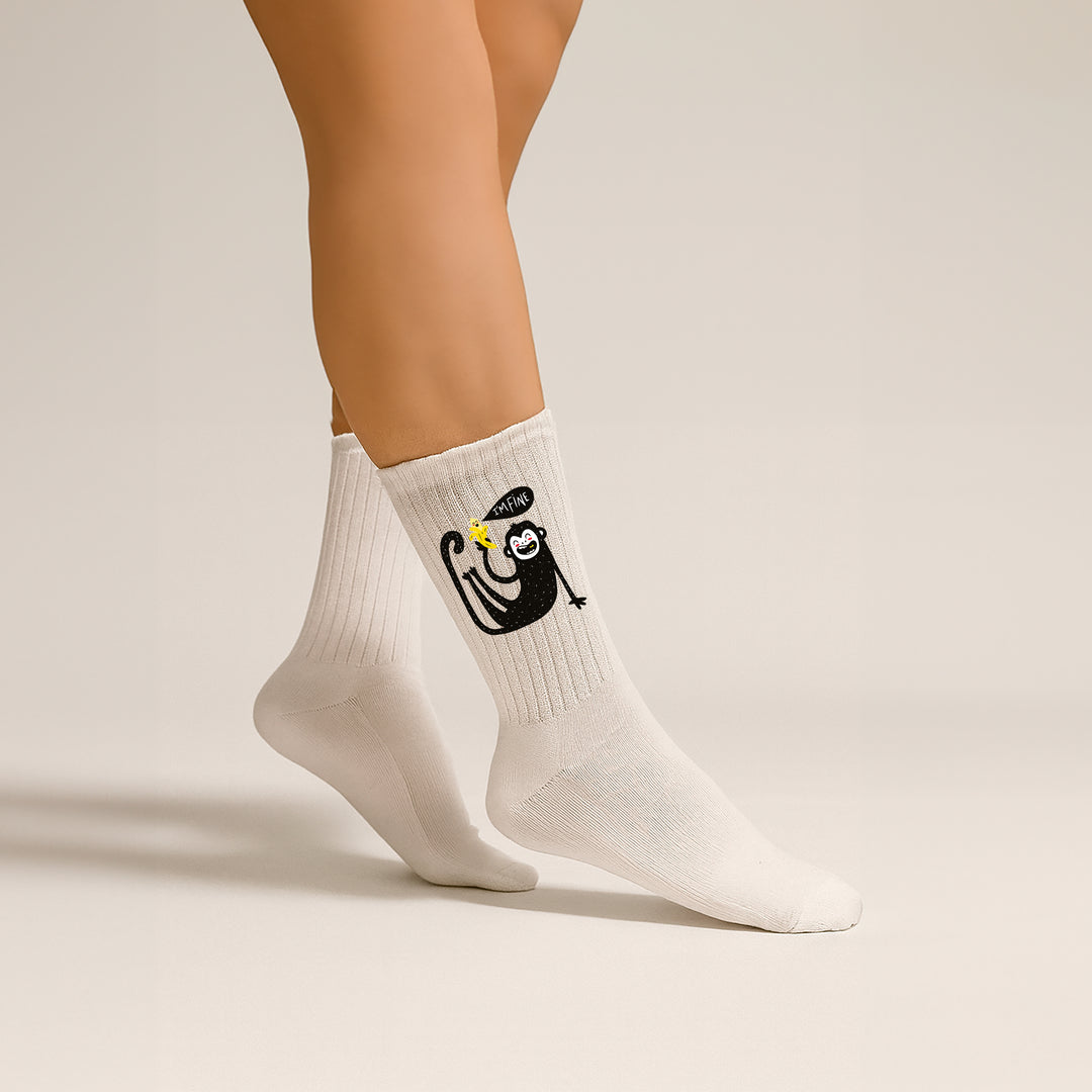 Lustige Socken „I’m Fine“ – Affe mit Banane | Witzige Motivsocken aus Bio-Baumwolle | Made in Europe