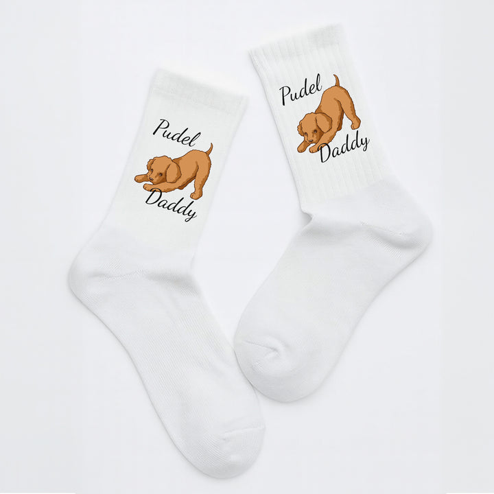 Socken „Pudel Daddy“ – Lustige Hunde-Socken | Geschenk für Pudel-Liebhaber | Tiermotiv aus Bio-Baumwolle | Made in Europe