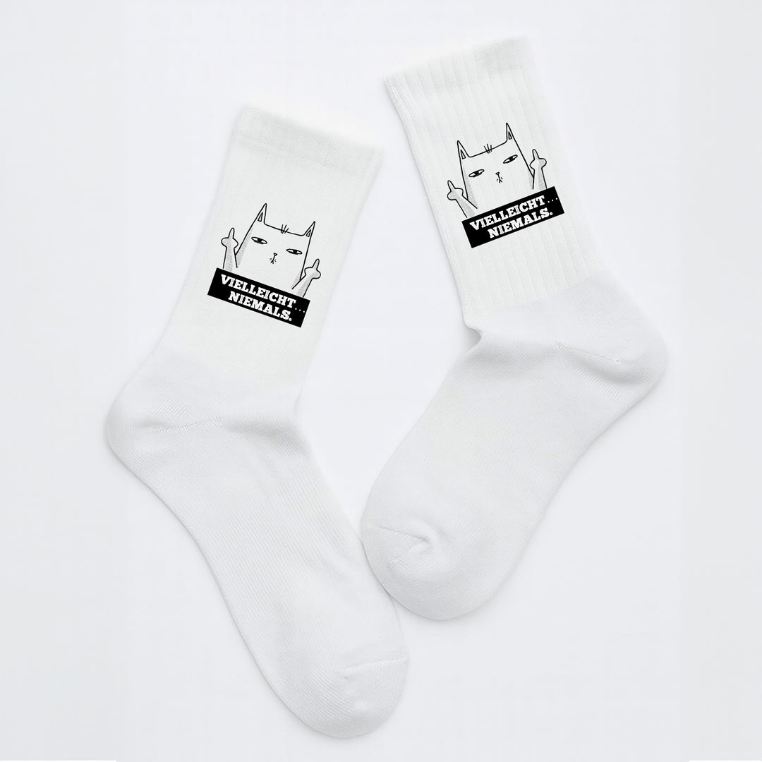 Socken „Vielleicht. Niemals.“ – Lustige Spruchsocken | Sarkastische Fun Socks aus Bio-Baumwolle | Geschenkidee mit Humor | Made in Europe