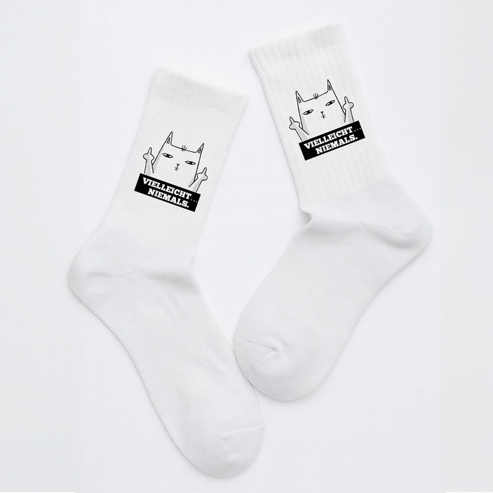 Socken „Vielleicht. Niemals.“ – Lustige Spruchsocken | Sarkastische Fun Socks aus Bio-Baumwolle | Geschenkidee mit Humor | Made in Europe