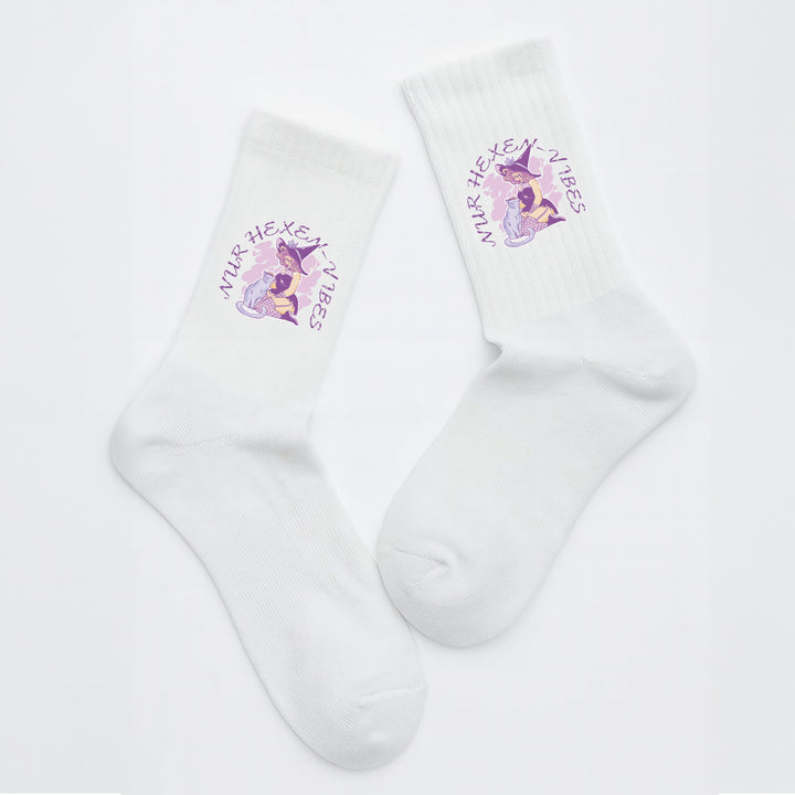 Socken „Hexen Vibe“ – Magische Halloween-Socken | Witchy Fun Socks aus Bio-Baumwolle | Limited Autumn Edition