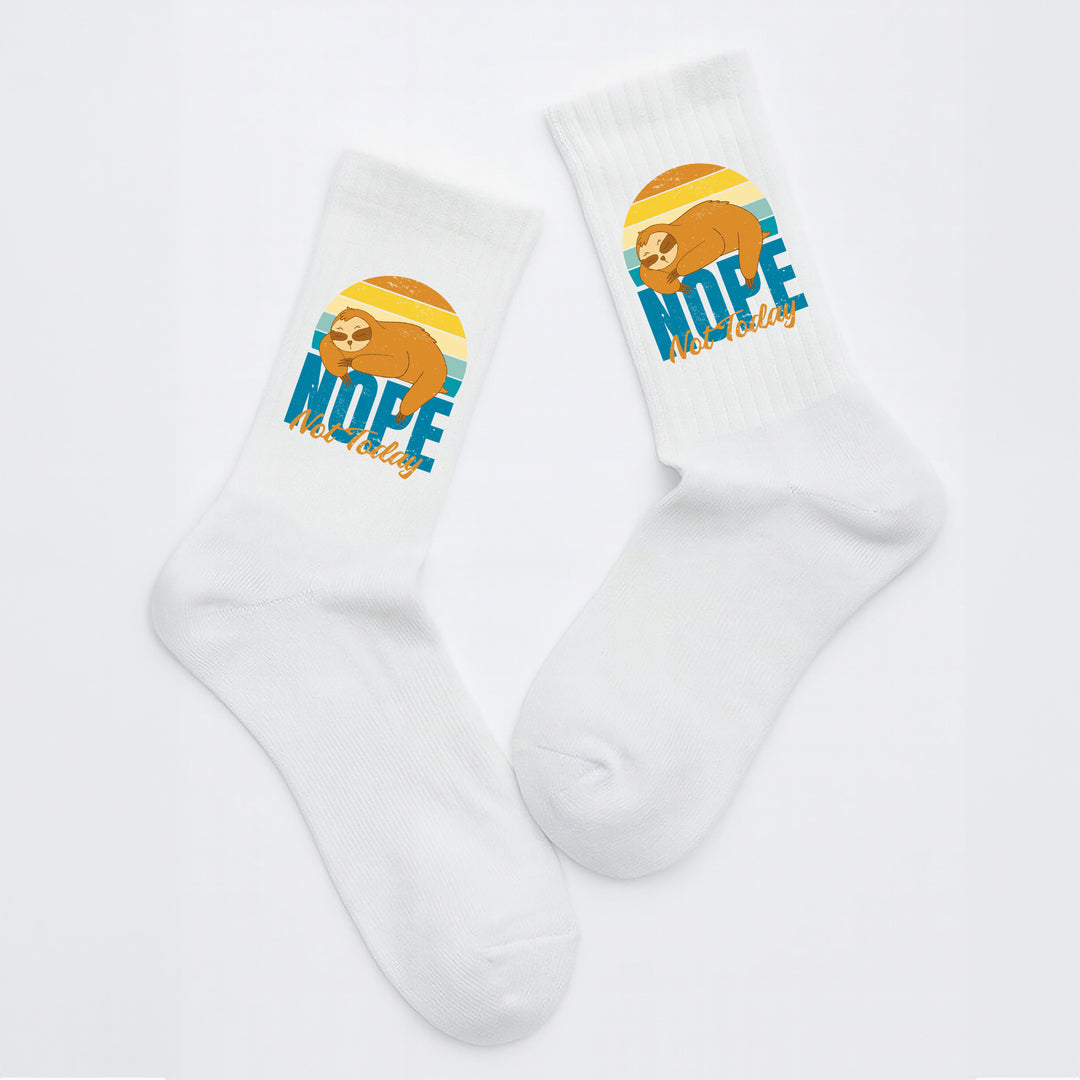 Socken „Nope. Not today.“ – Lustige Spruchsocken | Lazy & Chill Socks aus Bio-Baumwolle | Geschenkidee mit Humor | Made in Europe