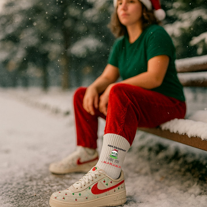 Socken „Last Christmas I gave you bla bla bla“ – Lustige Weihnachtssocken | Anti-Weihnachtslied Edition | Made in Europe