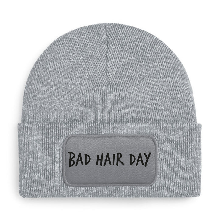 Bad Hair Day Mütze – Stylische Beanie mit Spruch | Perfektes Accessoire für jeden Tag