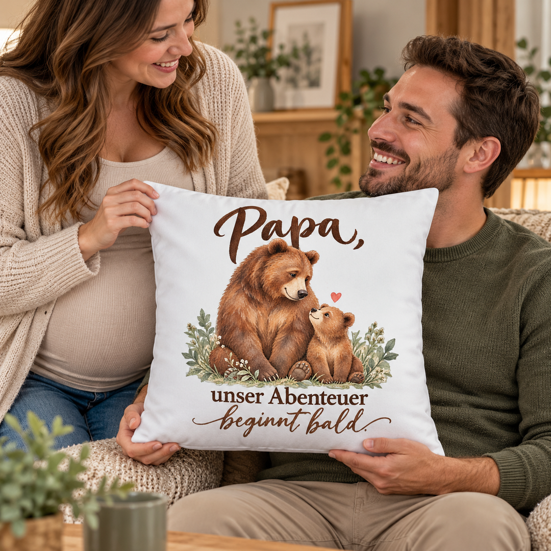 Weißes Papa-Kissen Unser Abenteuer beginnt bald – Geschenk für werdende Väter