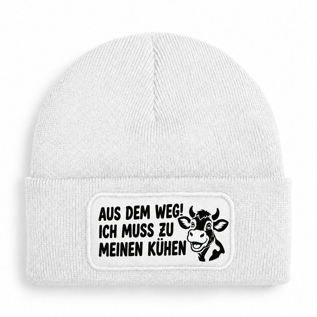 Mütze AUS DEM WEG! ICH MUSS ZU MEINEN KÜHEN – Weiß