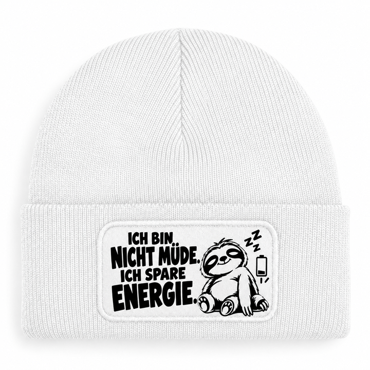 Mütze Ich bin nicht müde – Ich spare Energie mit Faultier – Weiß