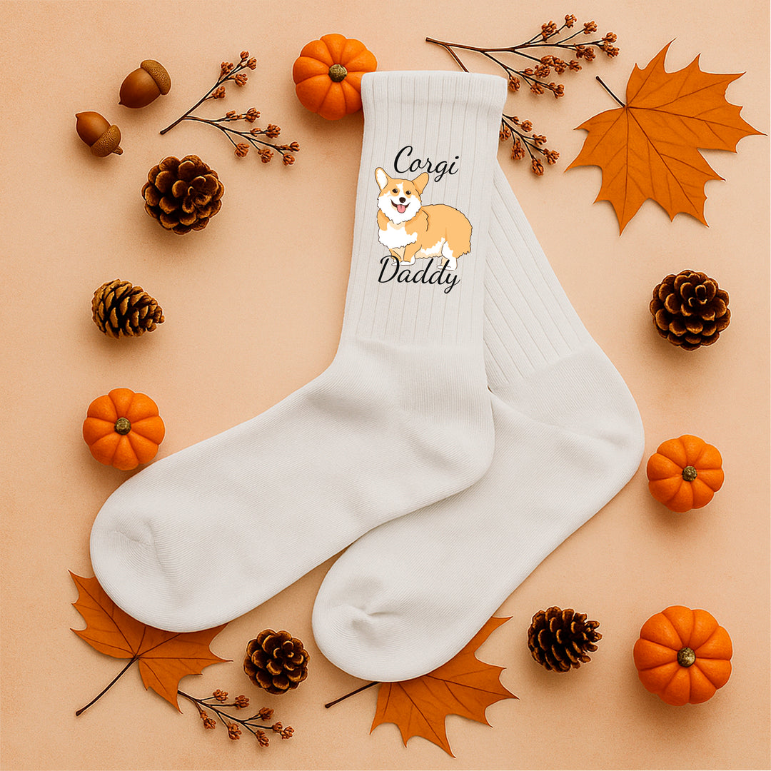Socken „Corgi Daddy“ – Lustige Hunde-Socken | Geschenk für Corgi-Liebhaber | Tiermotiv aus Bio-Baumwolle | Made in Europe