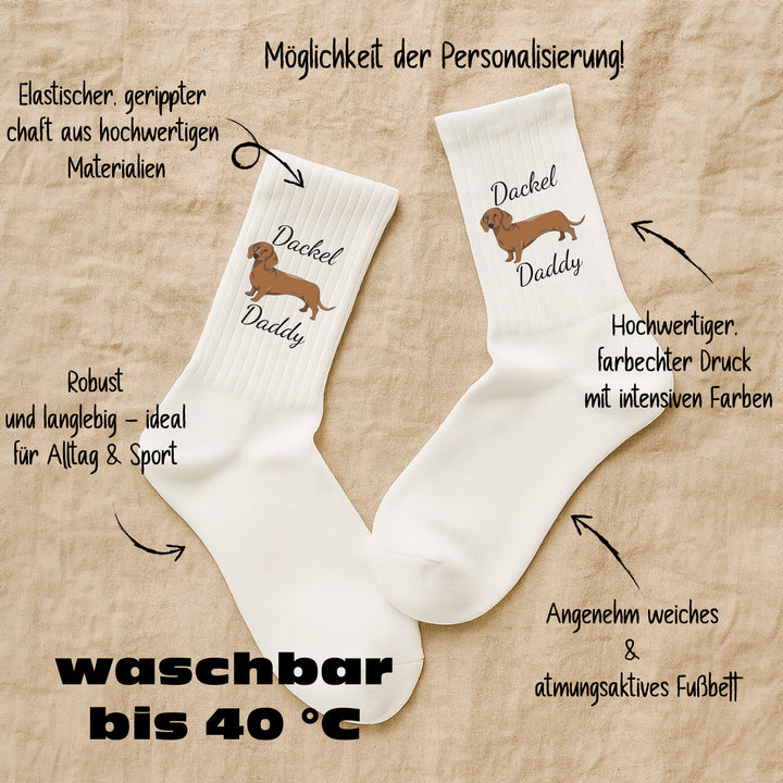 Socken „Dackel Daddy“ – Lustige Hunde-Socken | Geschenk für Dackel-Liebhaber | Tiermotiv aus Bio-Baumwolle | Made in Europe