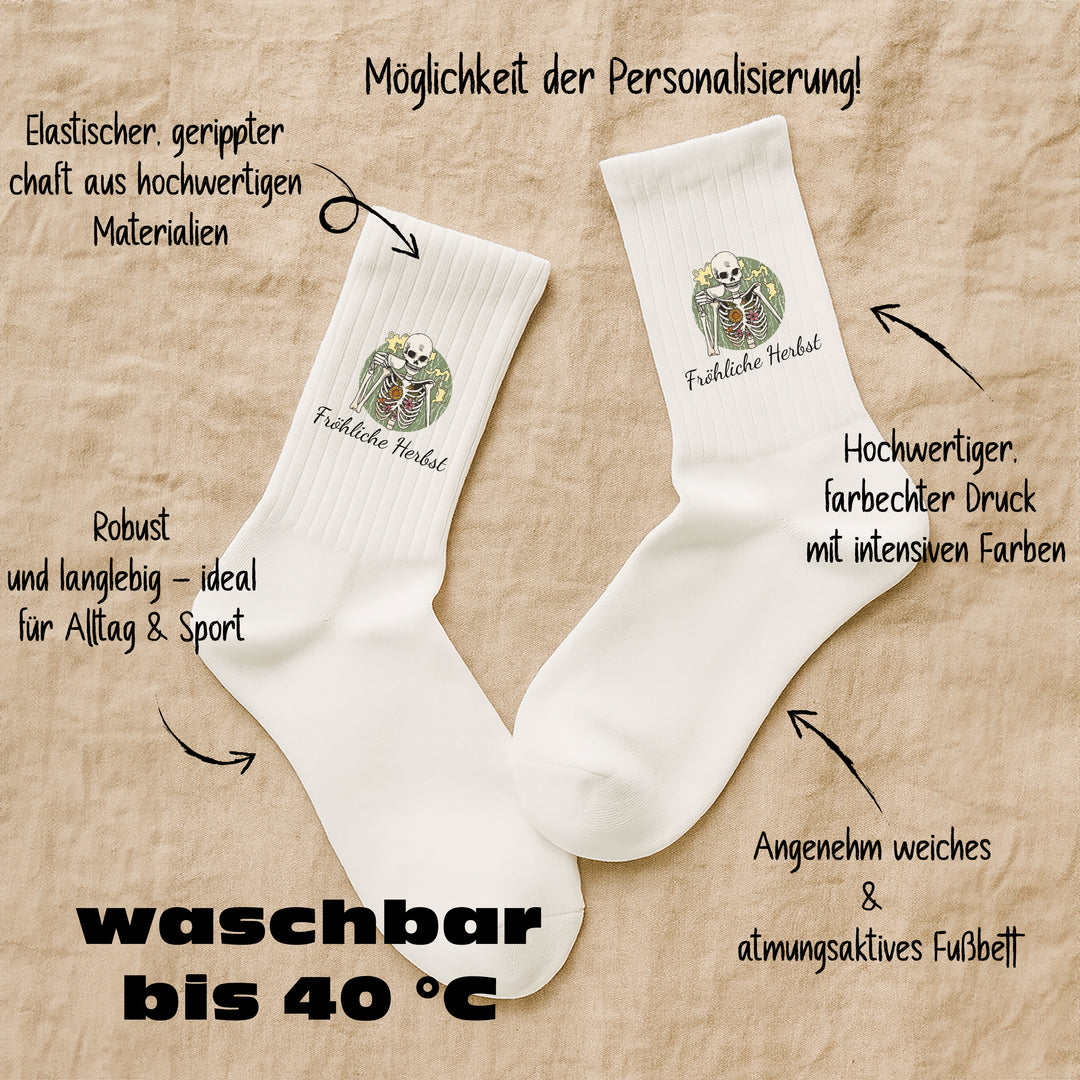 Socken „Fröhlicher Herbst“ – Kuschelige Herbstsocken | Lustige & warme Motivsocken aus Bio-Baumwolle | Made in Europe