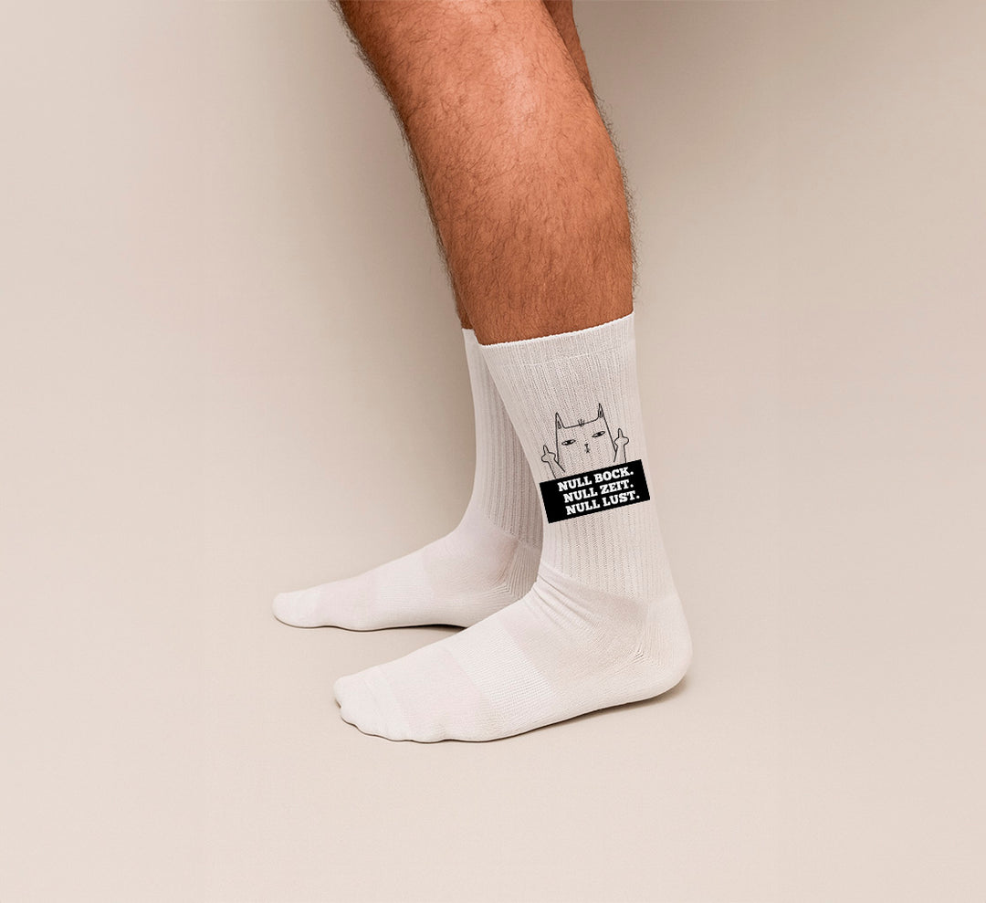 Socken „Null Bock. Null Zeit. Null Lust.“ – Lustige Spruchsocken | Fun & Lazy Socks aus Bio-Baumwolle | Geschenkidee mit Humor | Made in Europe