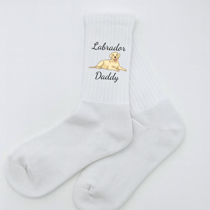 Socken „Labrador Daddy“ – Lustige Hunde-Socken | Geschenk für Labrador-Liebhaber | Tiermotiv aus Bio-Baumwolle | Made in Europe