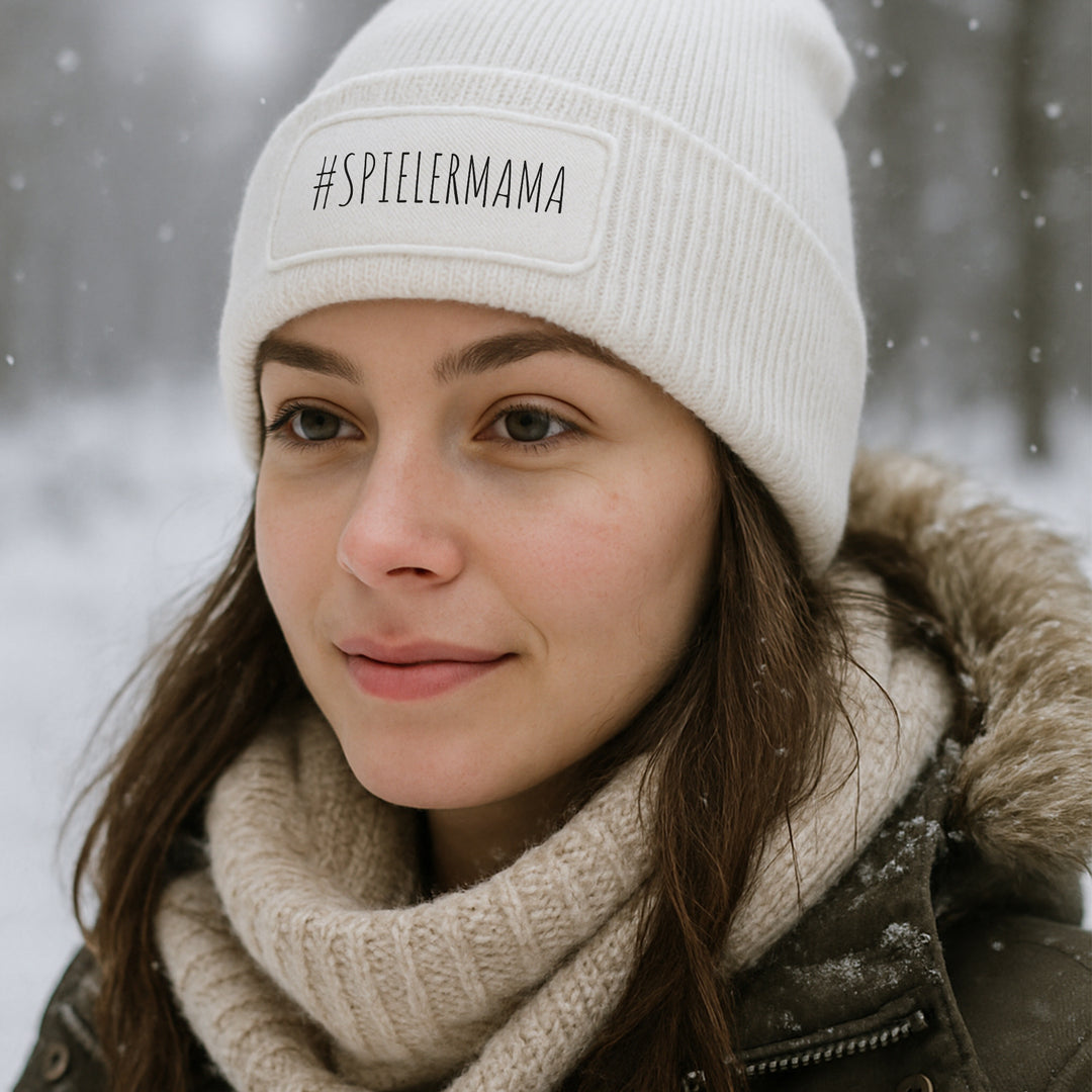 #spielermama Mütze – Beanie mit Spruch | Geschenk für Fußballmamas & stolze Eltern
